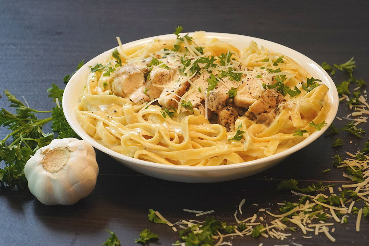 Fettuccine Alfredo Chicken - spoorthycuisine